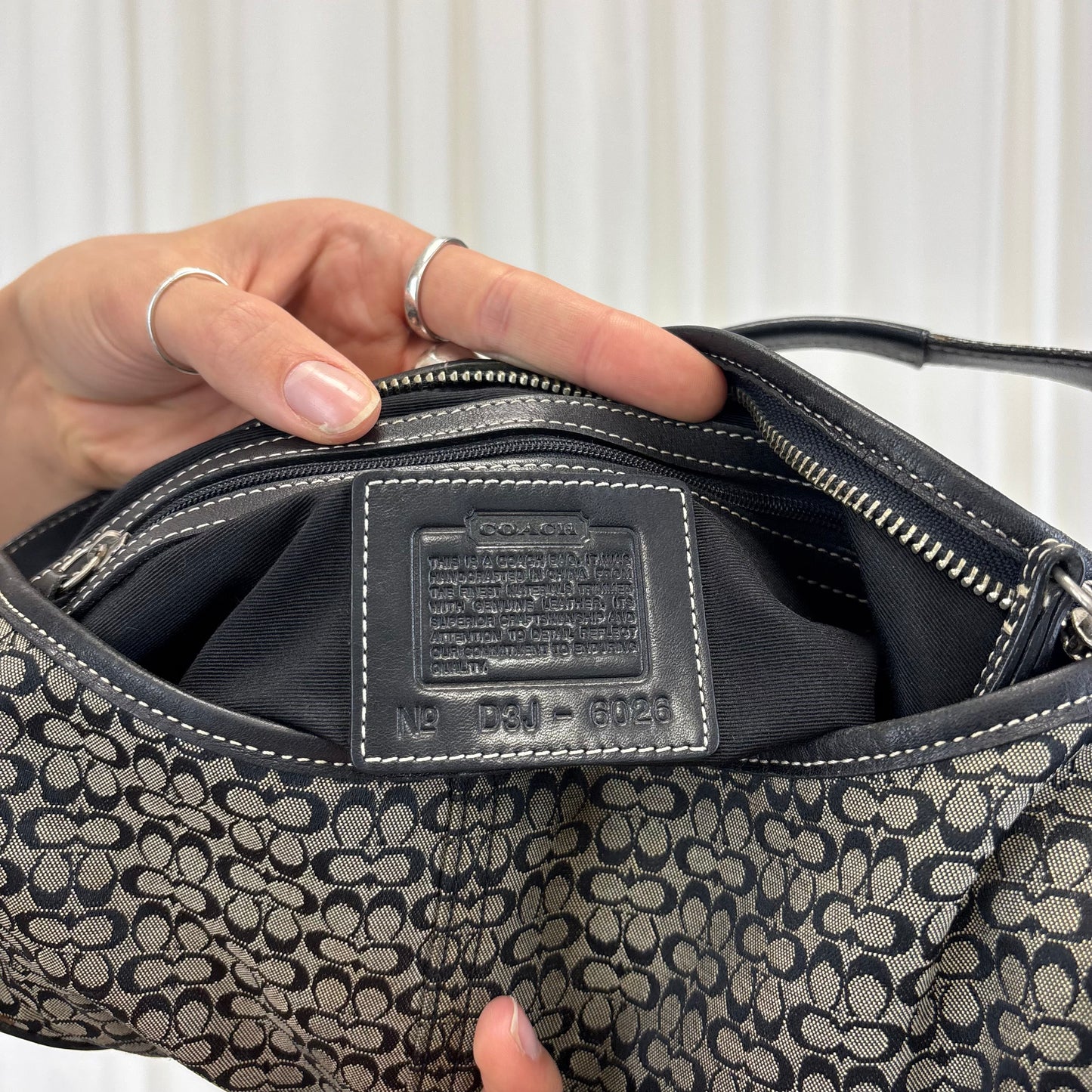 Coach Signature Medium Hobo Bag Black/Grey