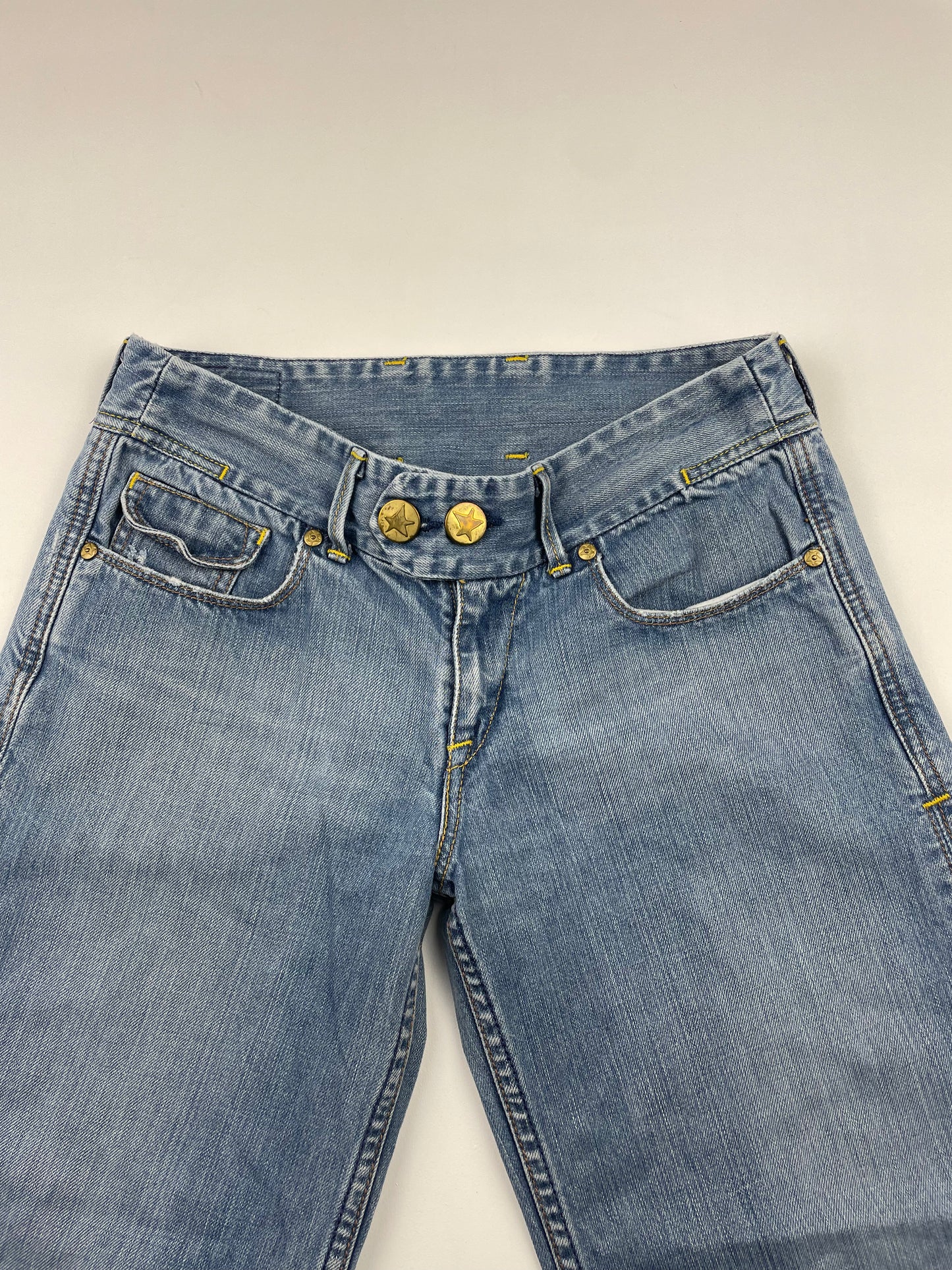2000s Lowrise Wide Leg Levis Jeans