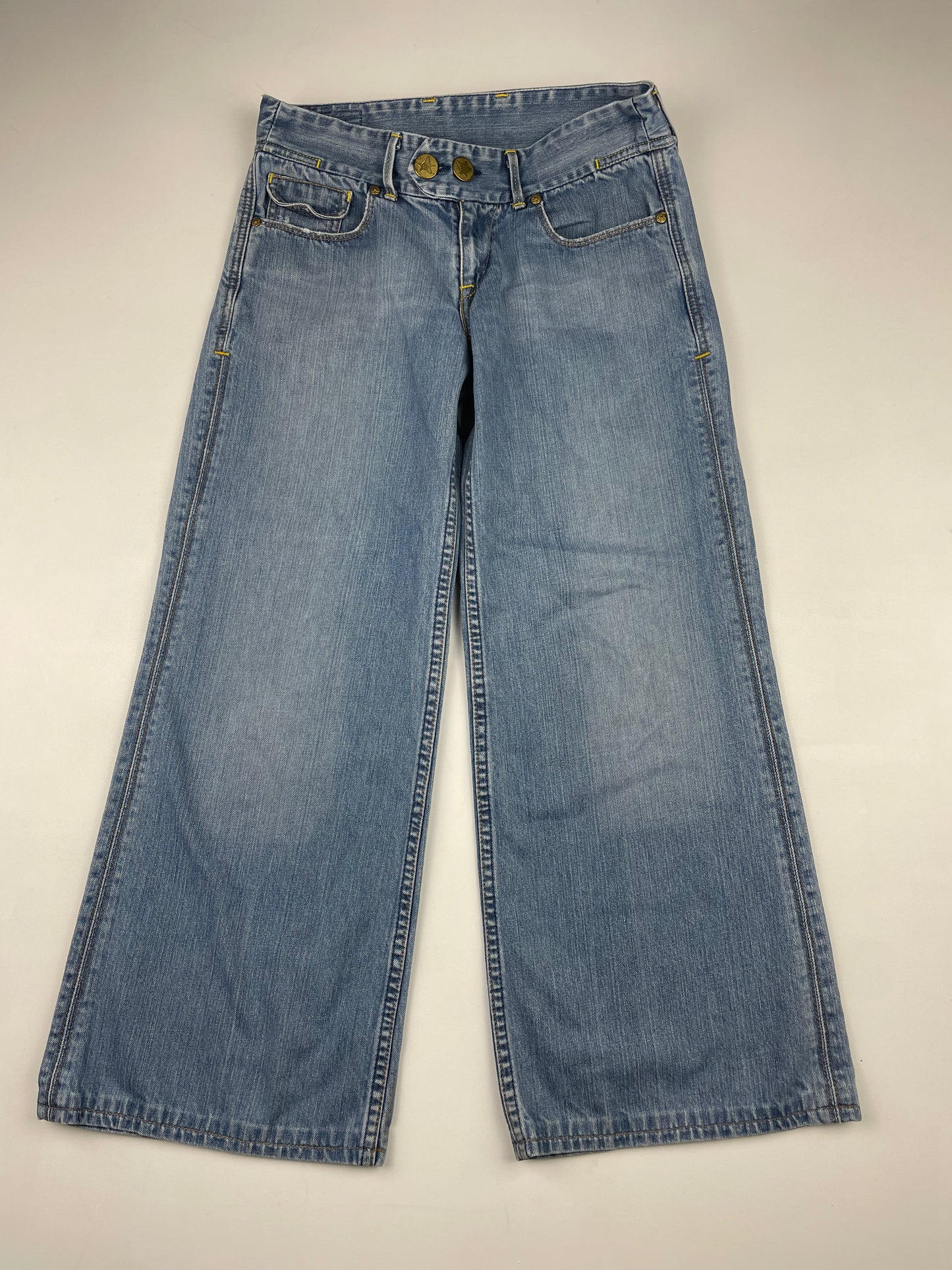 2000s Lowrise Wide Leg Levis Jeans