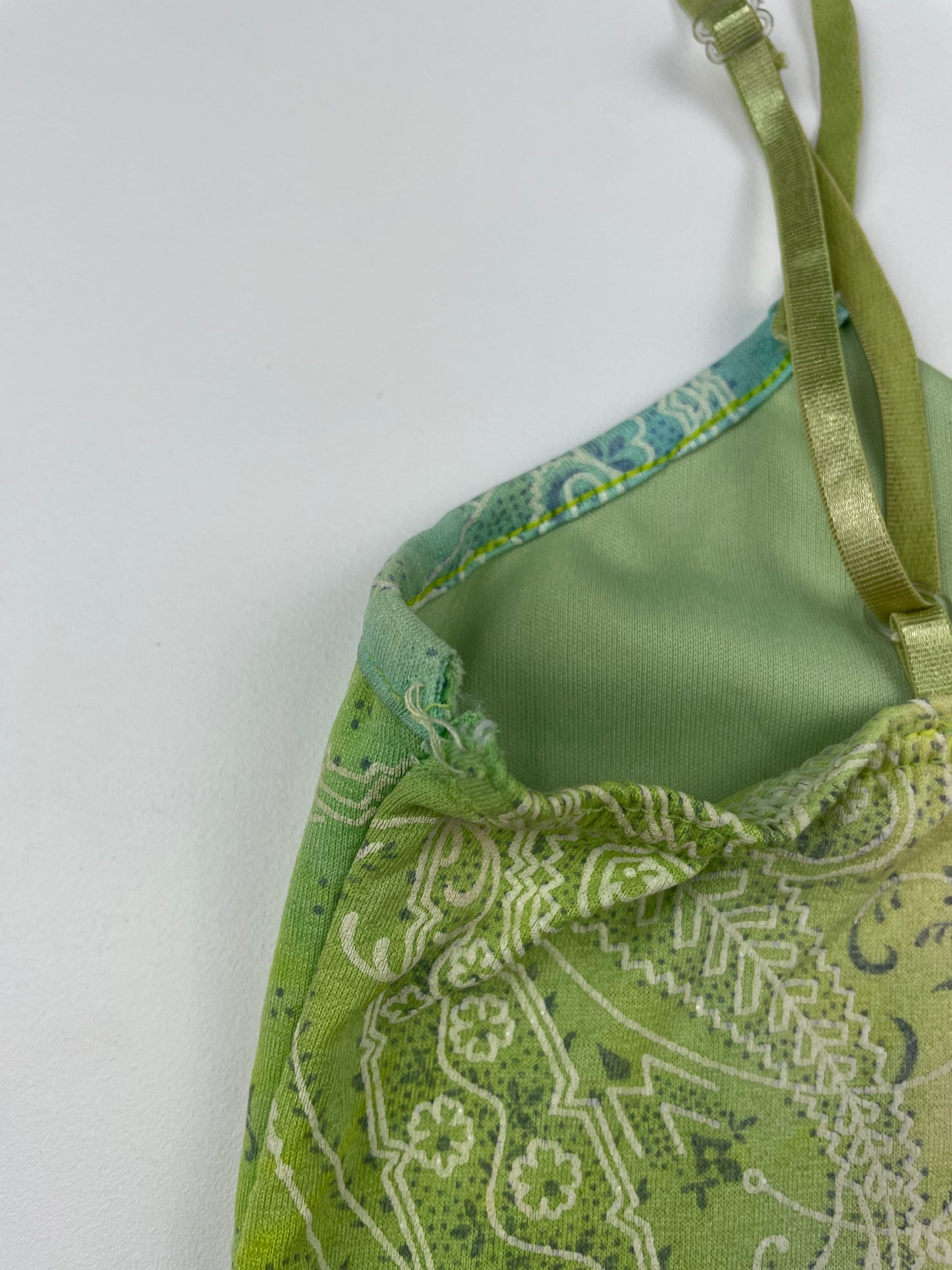 Asymmetric Multi-colour Cami