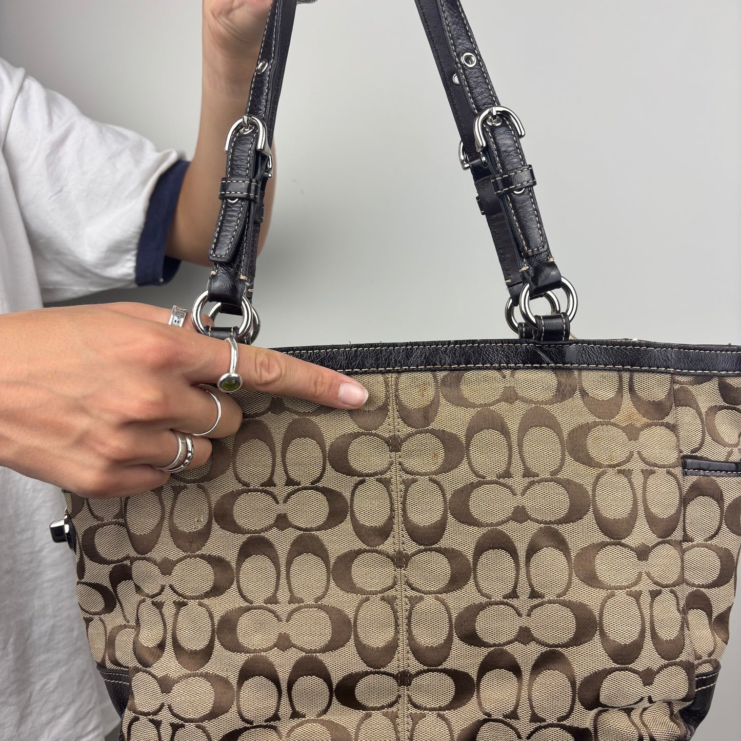 Coach Signature Gallery Tote Brown