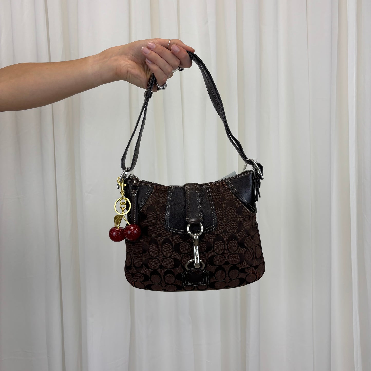 Coach Signature Hamptons Shoulder/Crossbody Bag
