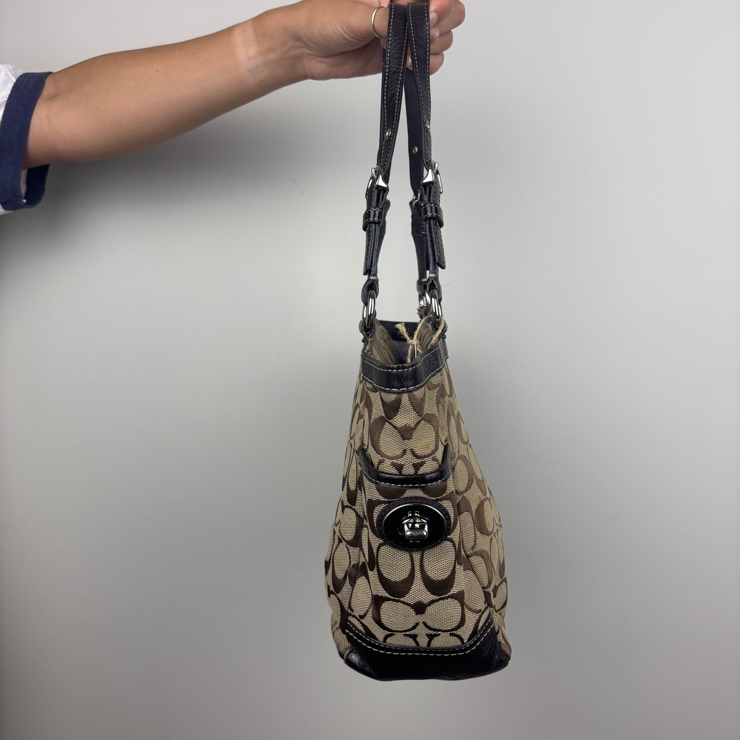 Coach Signature Gallery Tote Brown