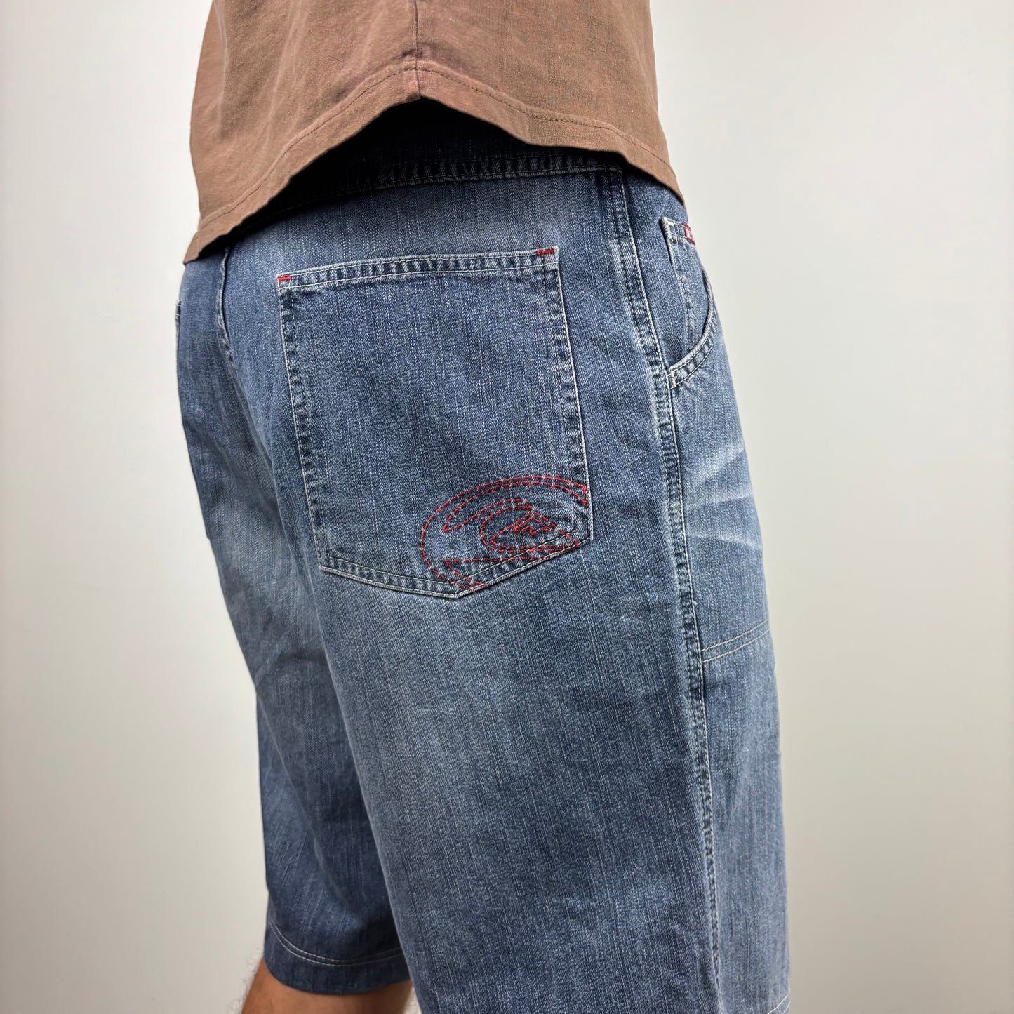 Quicksilver Embroidered Zip Fly Jorts | Size 30