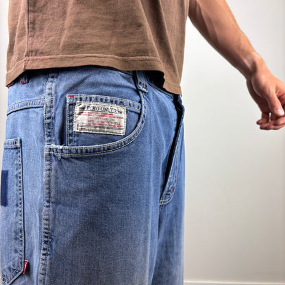 Crazy Long Ecko Light 3/4 Jorts | Size 38