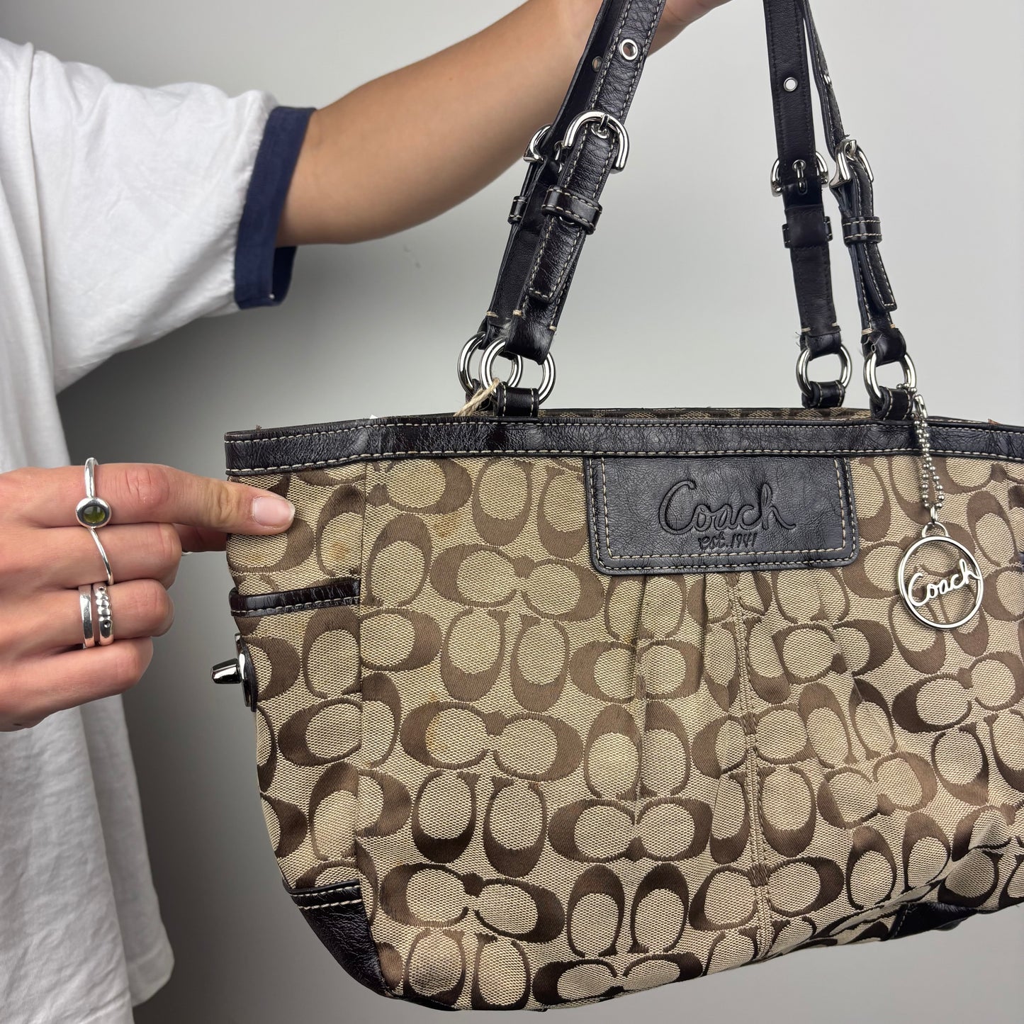 Coach Signature Gallery Tote Brown