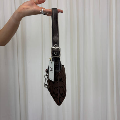Coach Signature Hamptons Shoulder/Crossbody Bag