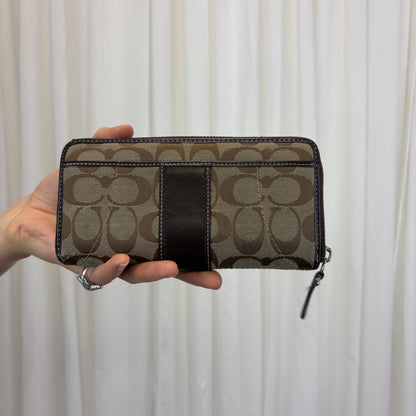 Coach Signature Zip Soho Wallet Brown
