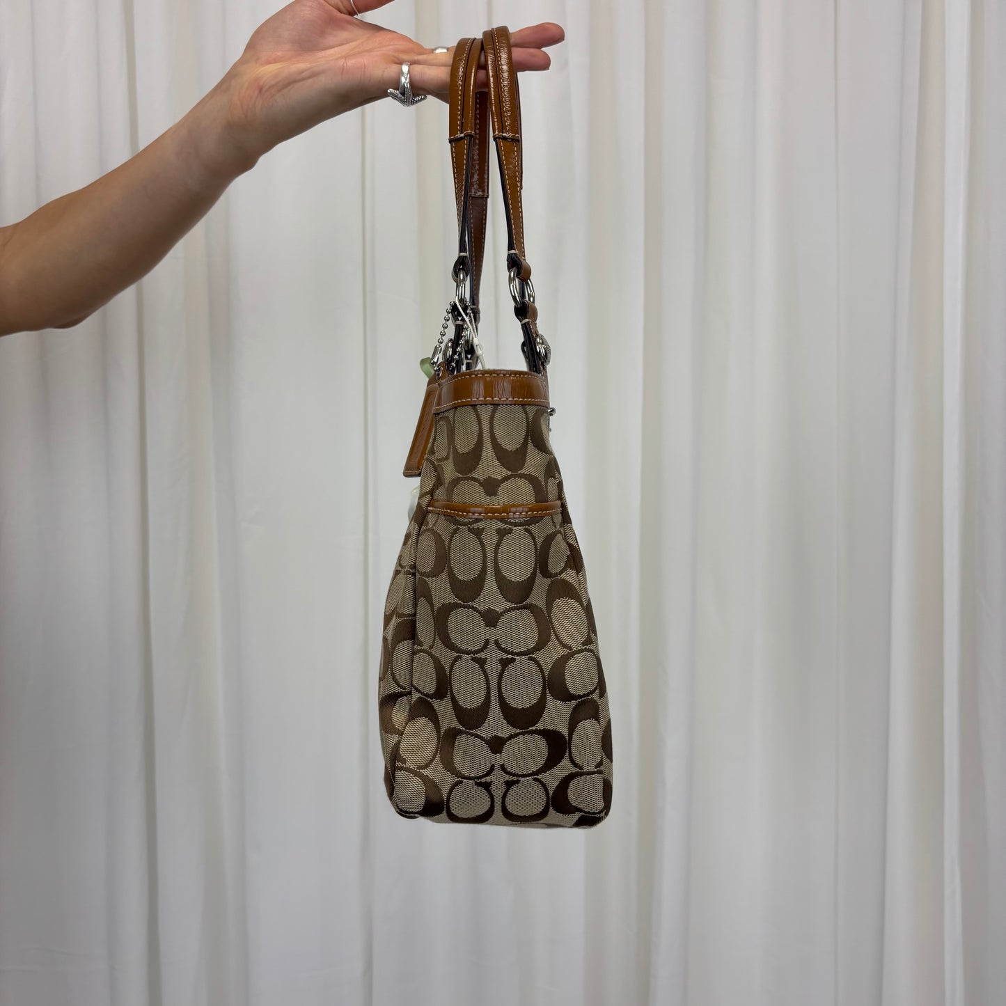 Coach Signature Gallery Tote Bag *A Grade*