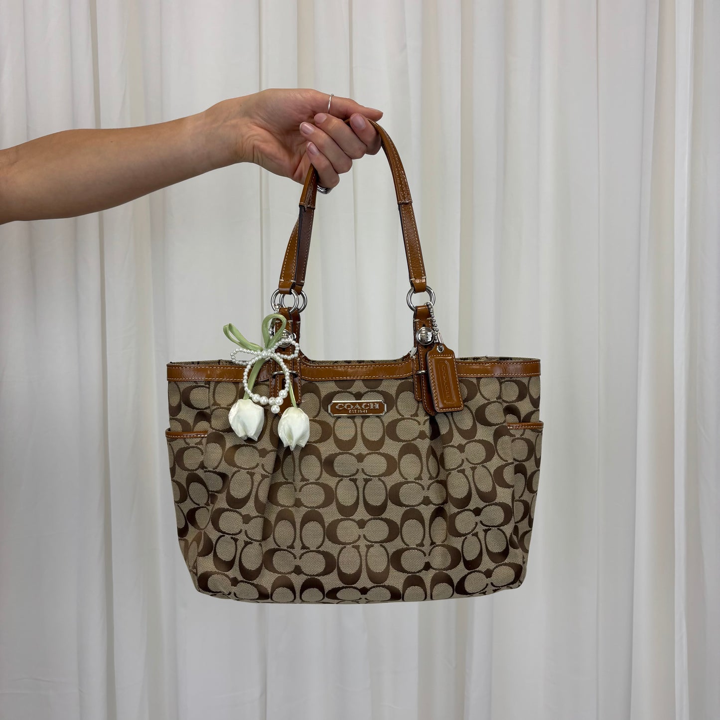 Coach Signature Gallery Tote Bag *A Grade*