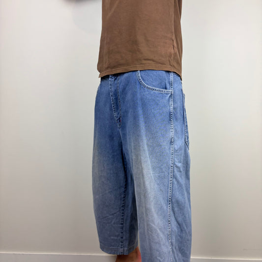 Crazy Long Ecko Light 3/4 Jorts | Size 38