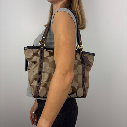 Coach Signature Bleecker Tote Bag