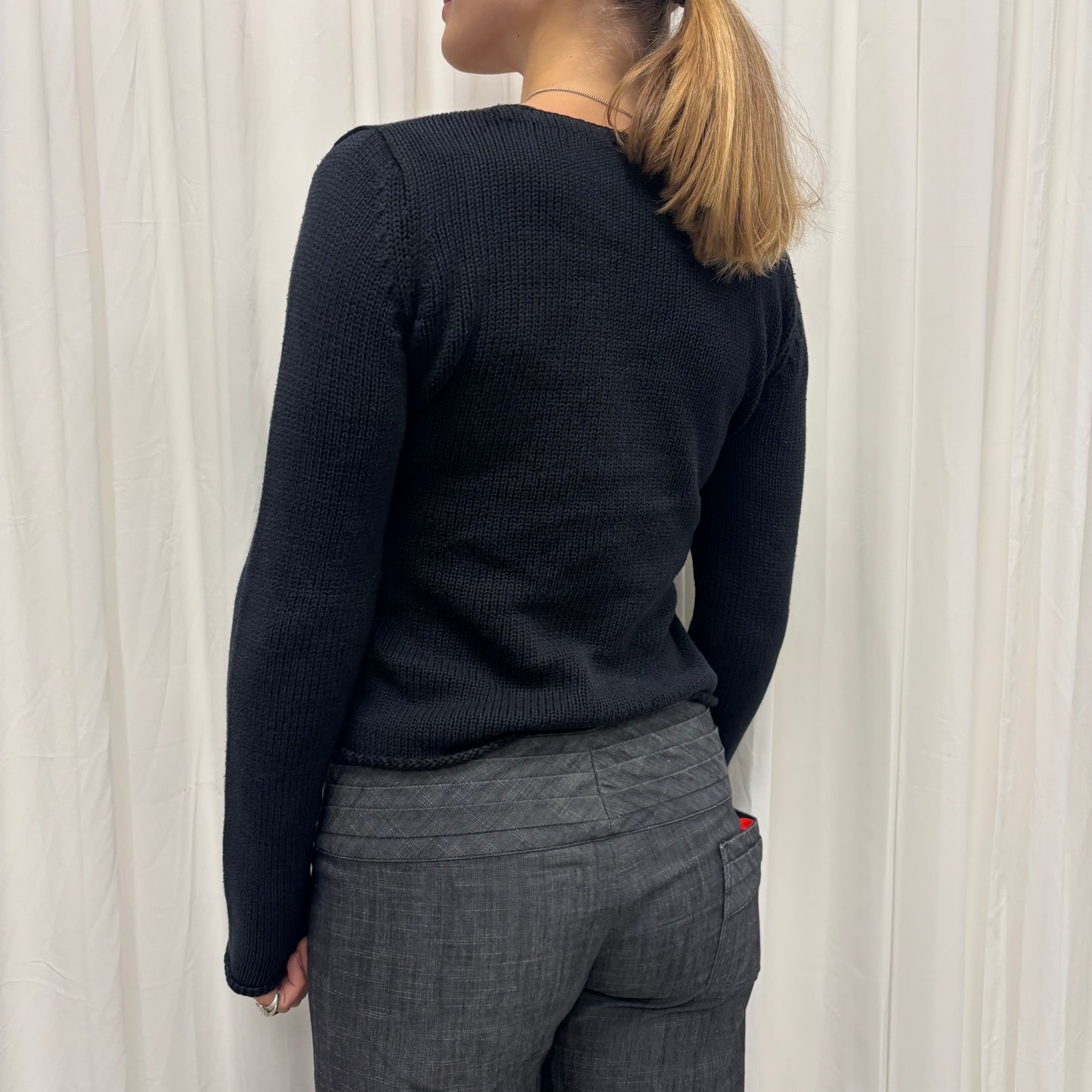 2000s Black V-Neck Knit