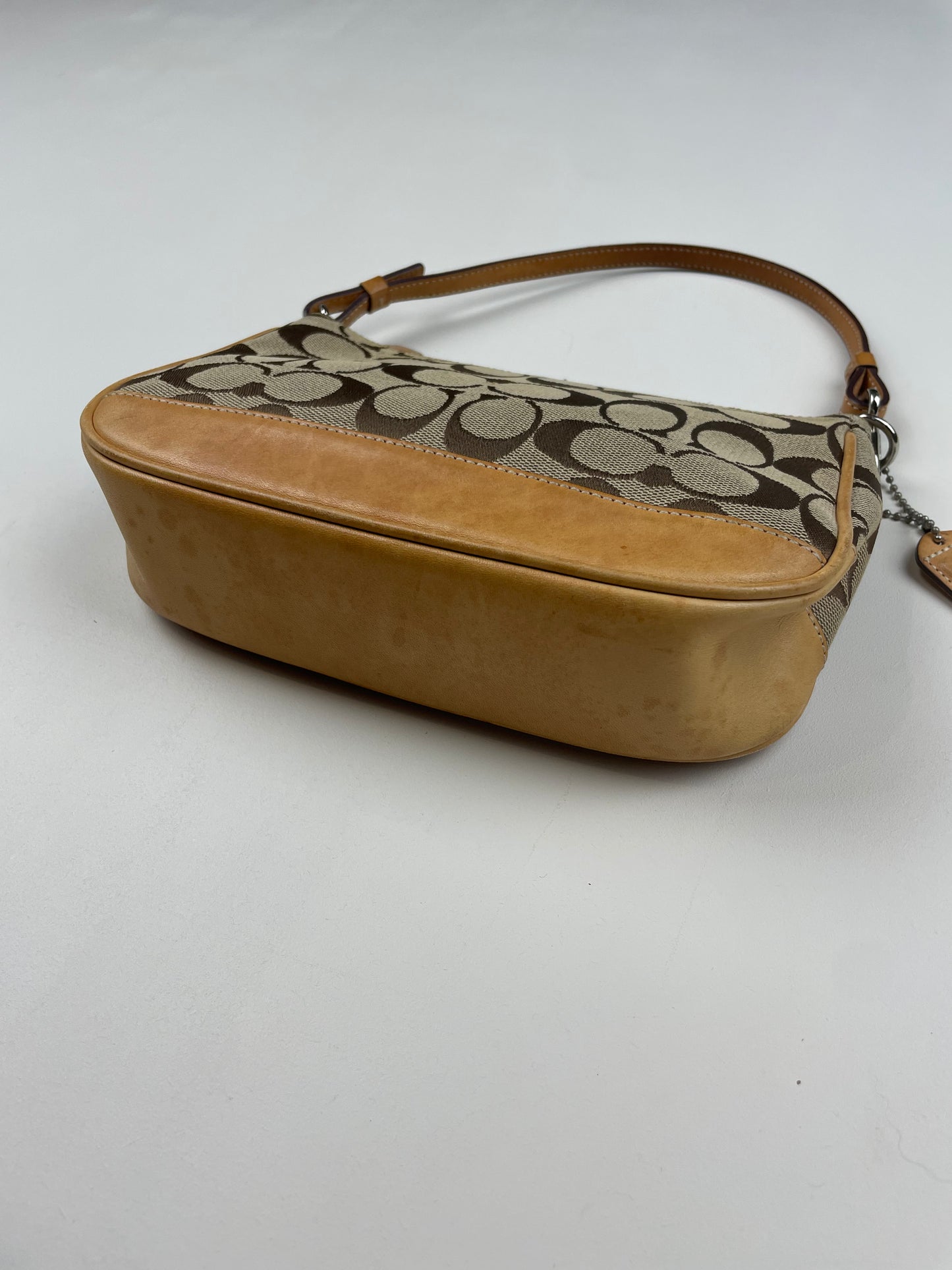 Coach Signature Demi