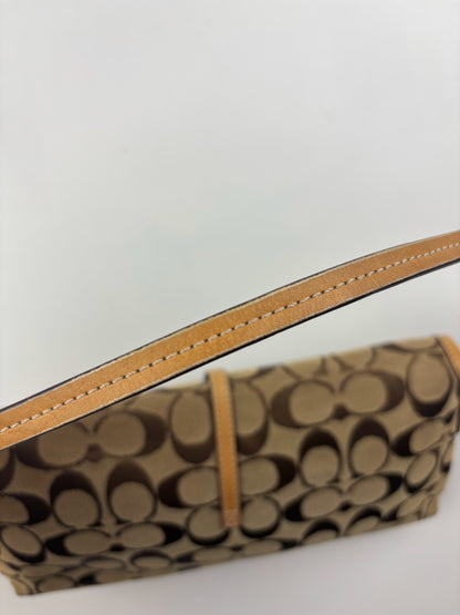 Coach Signature Demi Clip Bag